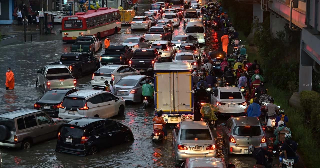 กทม. ขอความร่วมมือ WFH ช่วงวันที่ 5-7 ต.ค.นี้ เลี่ยงฝนตก-น้ำท่วม-รถติด