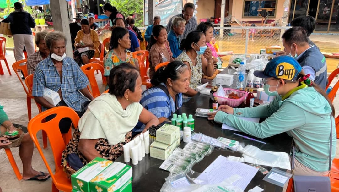 สธ.ระดมทีมแพทย์ดูแลชาวบ้านถูกน้ำท่วม ยืนยันน้ำท่วมไม่กระทบโรงพยาบาล