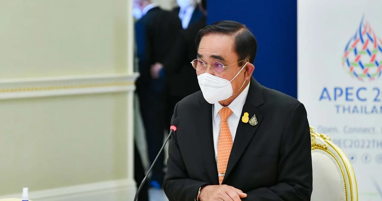 นายกฯ ประชุมกำหนดมาตรการเร่งด่วนแก้ไขปัญหายาเสพติดและอาวุธ กำหนดให้เป็นวาระแห่งชาติ