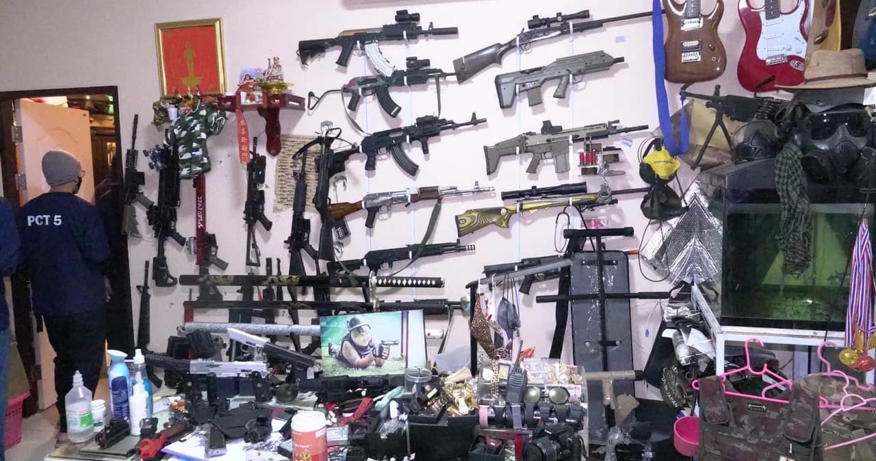 ผบ.ตร.สั่งตรวจสอบช่างซ่อมแอร์ อดีตเจ้าของสนามบีบีกัน โพสต์โชว์คลังแสงปืนลงโซเชียล