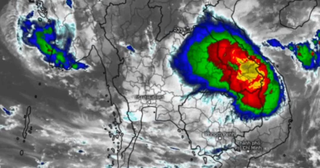 พายุ ‘เซินกา’ ขึ้นฝั่งเวียดนามแล้ว เตือน 12 จังหวัดภาคอีสาน ฝนตกหนัก