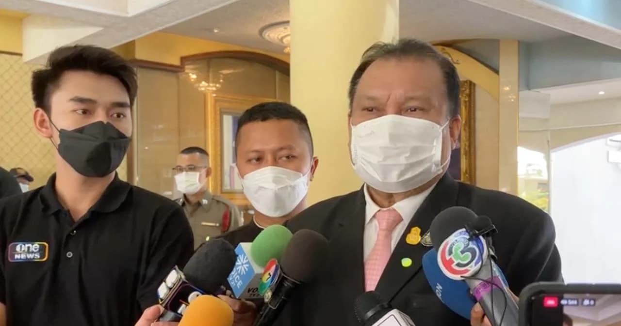 ‘สนธิญา’ ร้อง บช.น. ตรวจสอบ ‘โน้ต อุดม’ พูดพาดพิงนายกฯ ในเดี่ยว13