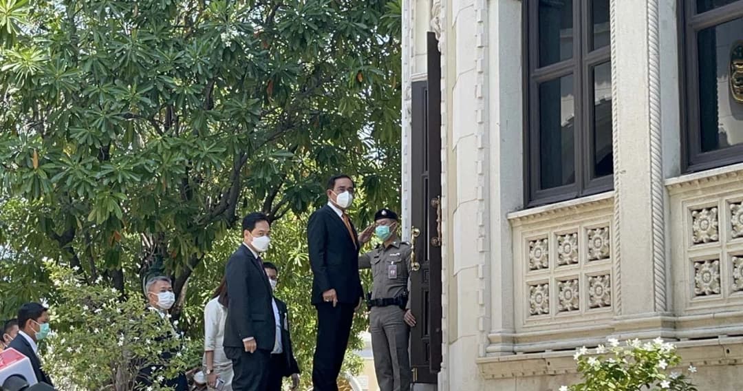 นายกฯ ยอมรับ ‘ทศพร ศิริสัมพันธ์’  ลาออกจากบอร์ด ปตท.  แต่ไม่ตอบเกี่ยวกับปรับ ครม.หรือไม่