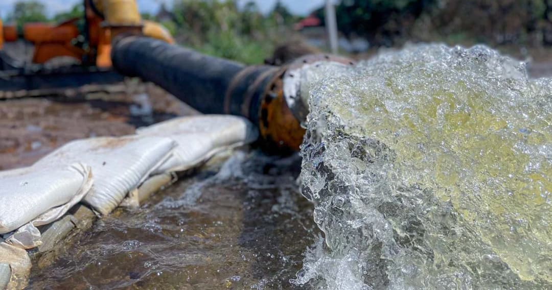 ‘เจ้าพระยา’ น้ำลดต่อเนื่อง คาดกลับสู่ภาวะปกติ พ.ย. 65 นี้ ชลประทานเร่งระบายน้ำออกจากพื้นที่ลุ่มต่ำ