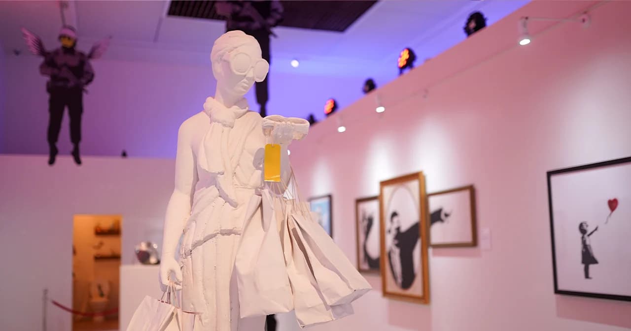 THE ART OF BANKSY: “WITHOUT LIMITS” พื้นที่สะท้อนแนวคิดของ ‘Banksy’ ศิลปินสตรีทอาร์ทระดับโลก