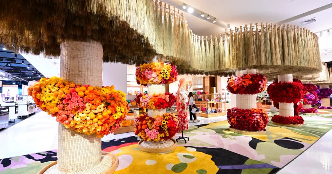 ห้างเซ็นทรัลเนรมิต “เทศกาลดอกไม้” สุดตระการตา ที่ 3 ห้างฯ ชั้นนำกลางกรุงเทพฯ  กับงาน “The Celebration of Central 75th Anniversary”