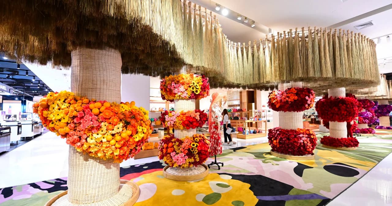 ห้างเซ็นทรัลเนรมิต “เทศกาลดอกไม้” สุดตระการตา ที่ 3 ห้างฯ ชั้นนำกลางกรุงเทพฯ กับงาน “The Celebration of Central 75th Anniversary”