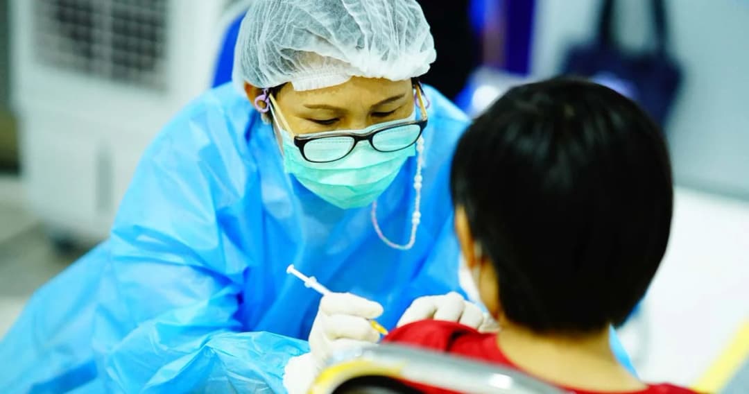 ปลัด สธ.สั่งเร่งฉีดวัคซีนโควิดเด็กเล็ก หลังฉีดต่ำกว่าเป้า