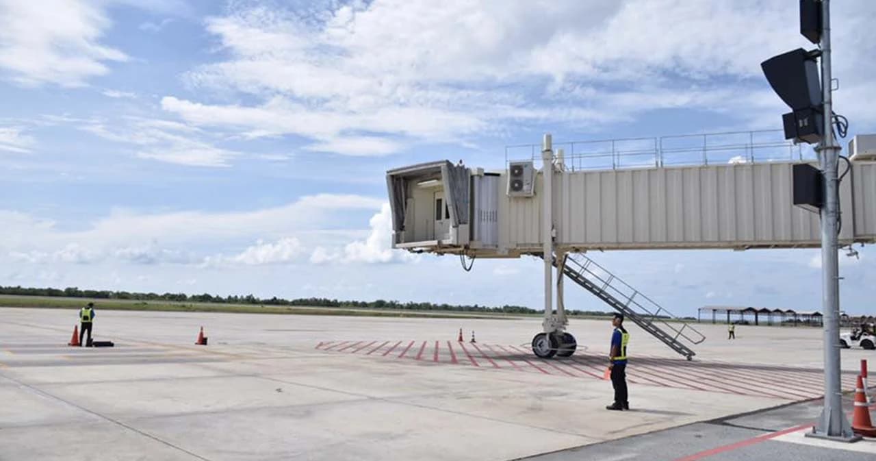 ครม.รับทราบมติ กพอ. ให้กองทัพเรือก่อสร้างรันเวย์ที่ 2 สนามบินอู่ตะเภา