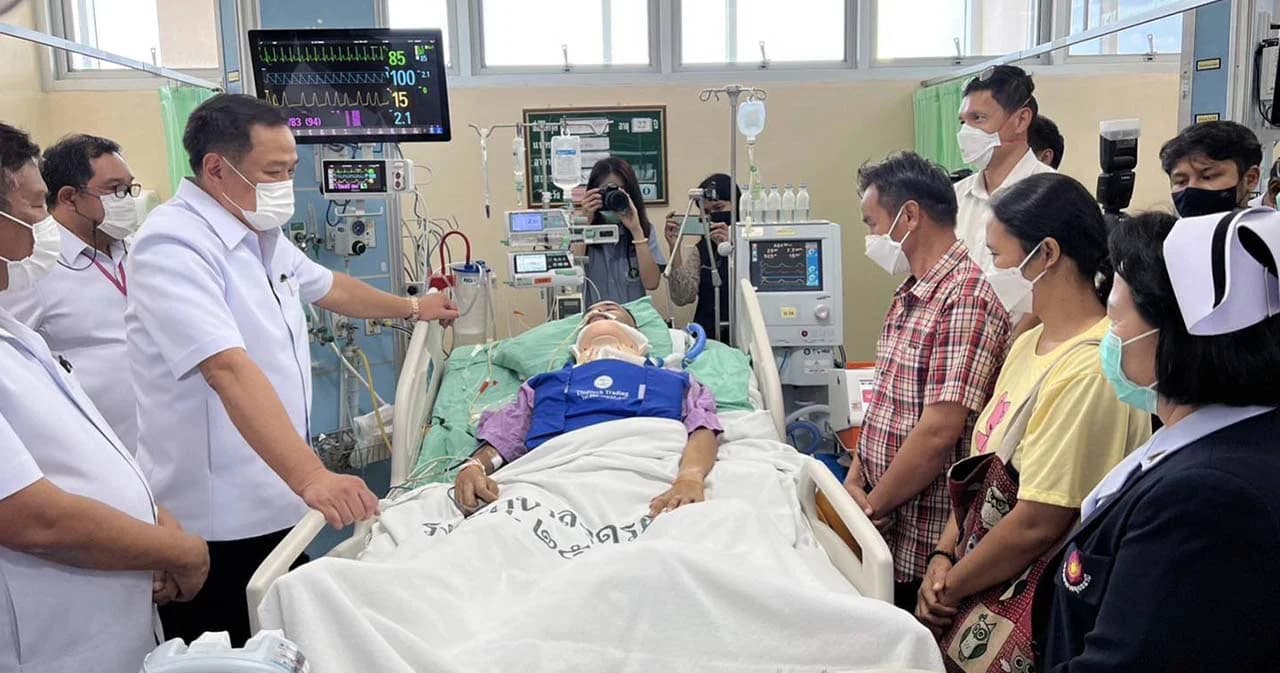 ‘อนุทิน’ เยี่ยมผู้บาดเจ็บ จ.หนองบัวลำภู ไม่พบผู้ป่วยวิกฤตแล้ว