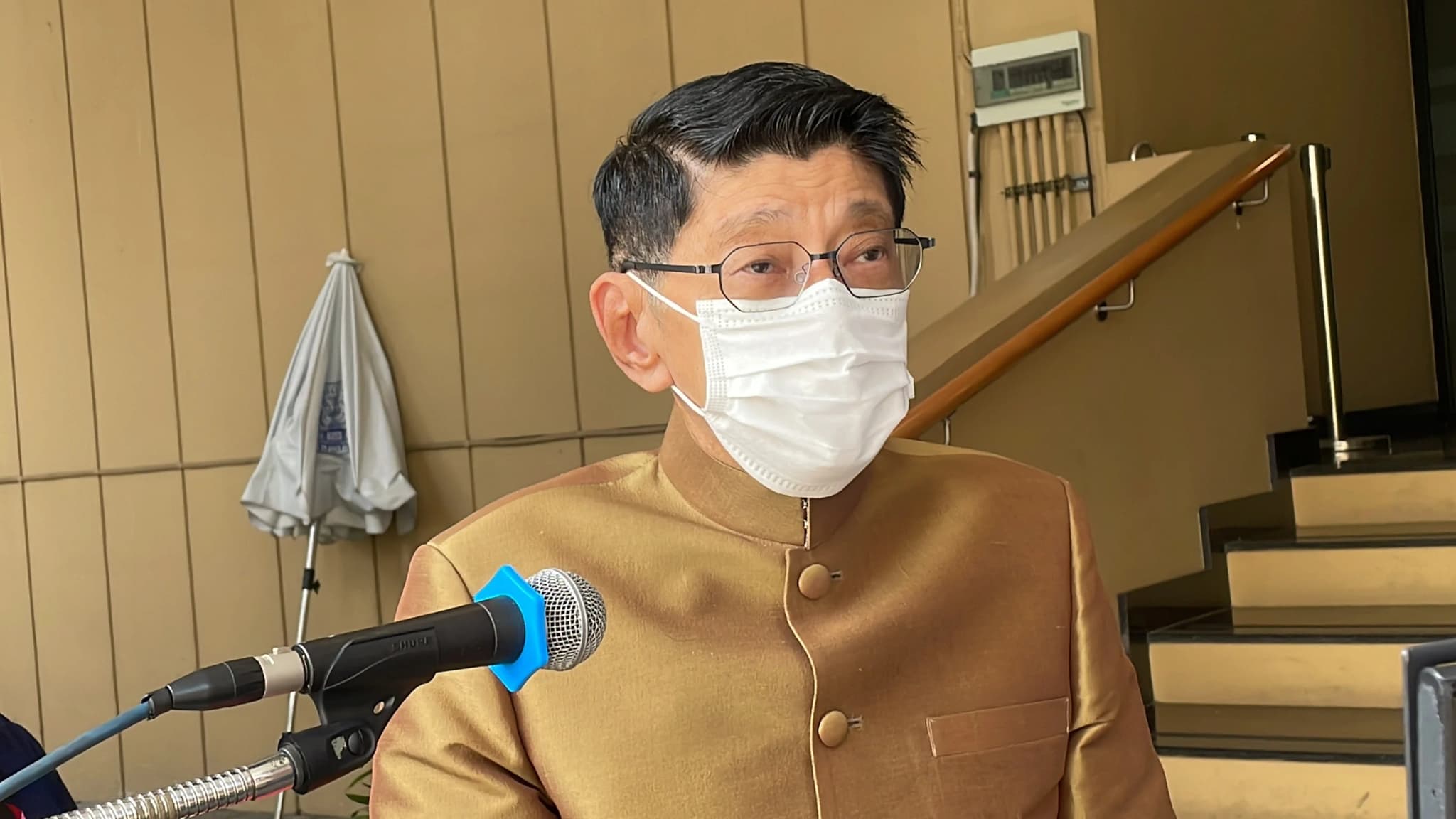 ‘วิษณุ’ รับรัฐบาลพลาด ไม่ชี้แจงให้ปชช.เข้าใจปม ‘ขายที่ดินให้ต่างชาติ’