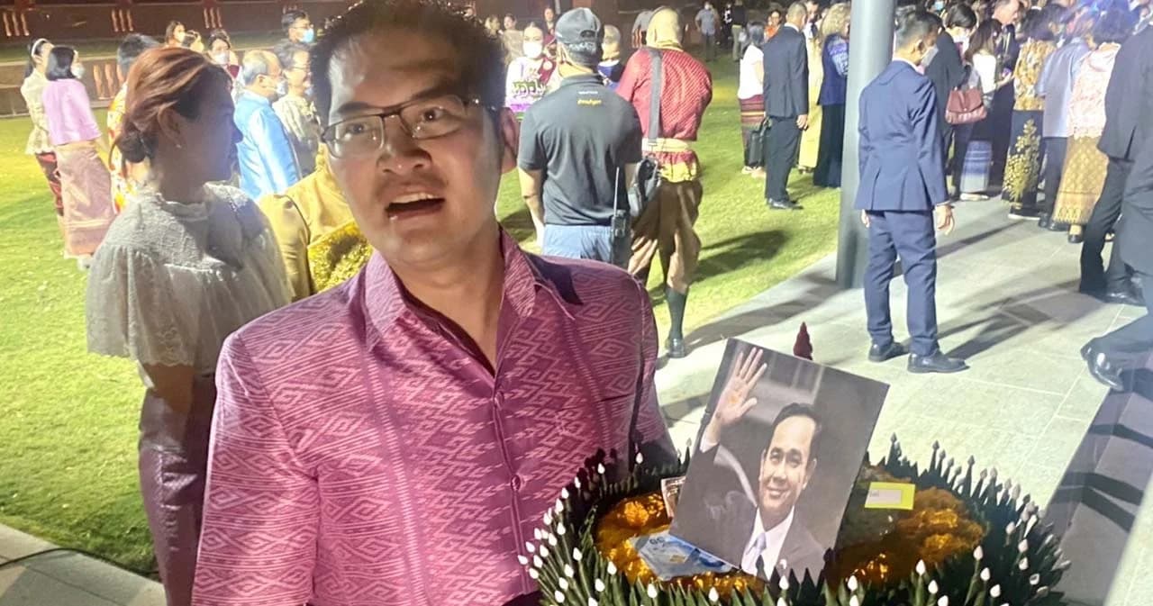 รัฐสภาจัดงานลอยกระทงคึกคัก ทูตร่วมงาน ‘อนุทิน’ ขอกม.กัญชา ผ่าน ‘มงคลกิตติ์’ ใส่รูป ‘พล.อ.ประยุทธ์’ ในกระทง