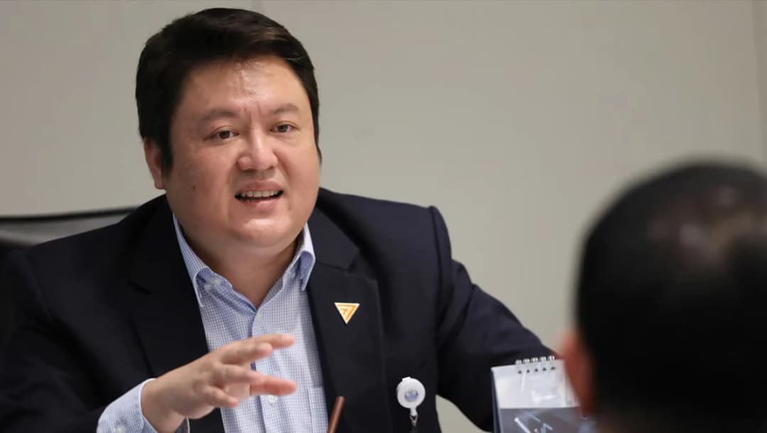 ‘ก้าวไกล’ จี้เปิดสัญญา BTS ให้รู้ยอดหนี้จริง ย้ำอย่าให้เป็นเงื่อนไขขยายสัมปทาน