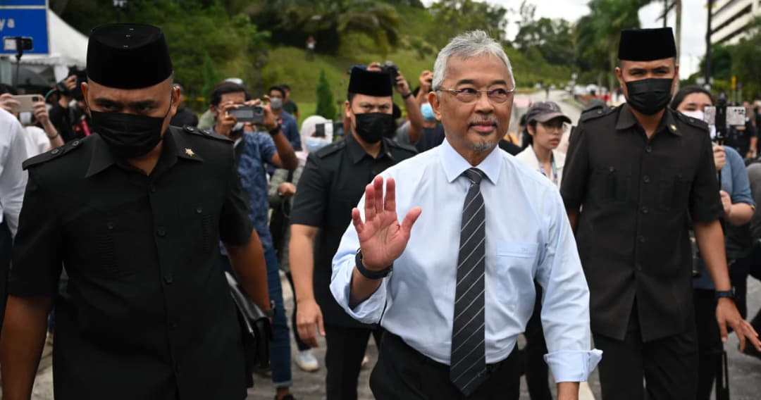 กษัตริย์มาเลเซียประกาศเลือกนายกรัฐมนตรีคนใหม่เอง หลังสองขั้วตั้งรัฐบาลไม่สำเร็จ