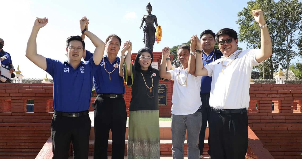 ‘ไทยสร้างไทย’ เปิดตัวว่าที่ผู้สมัคร ส.ส.เชียงราย ชูบำนาญประชาชน 3 พัน-หวยบำเหน็จ