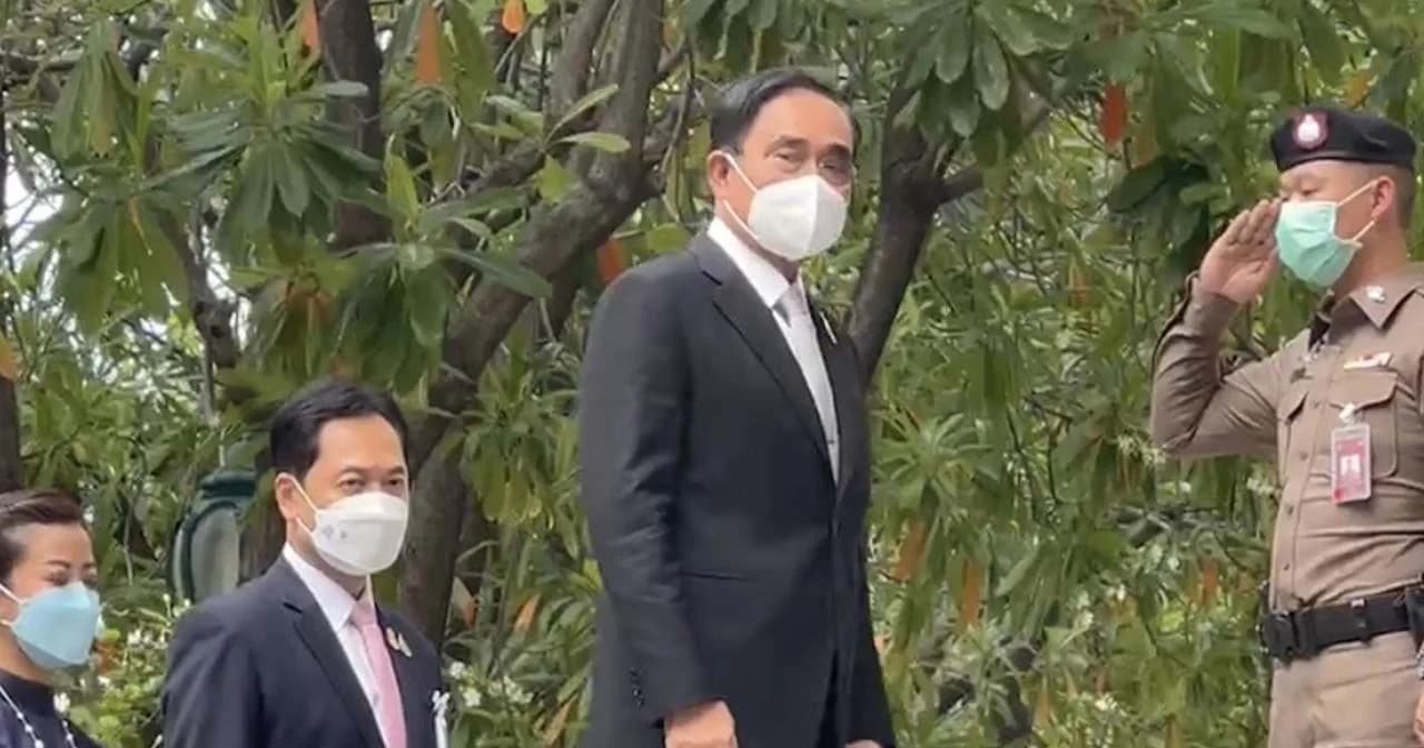 นายกฯ ยังไม่ตอบอนาคตทางการเมือง รอฟังเสียงประชาชนไปต่อหรือไม่