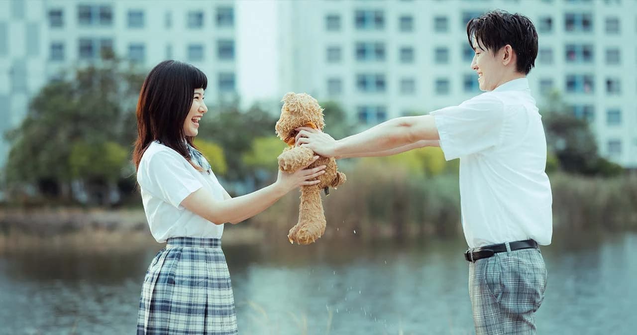 ส่งความสุขด้วยเสียงเพลงปิดท้ายปี 2022 ที่แสนจะวุ่นวายด้วยซิงเกิล ‘ส่งยิ้ม’ จากวง 20Hz