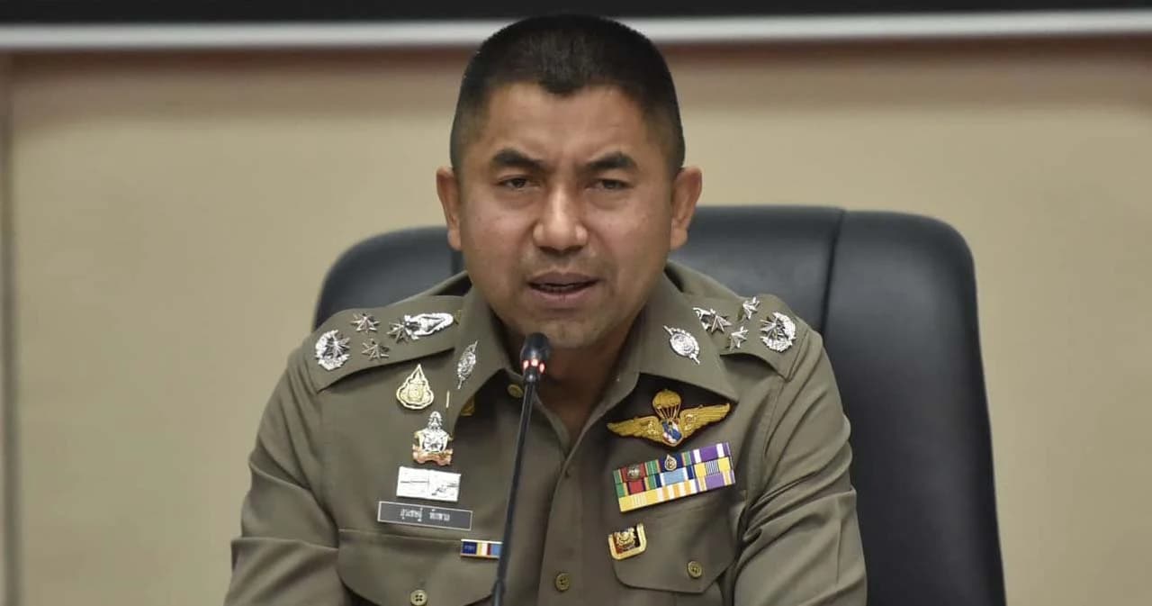 ‘พล.ต.อ.สุรเชษฐ์’ เผยพบอย่างน้อย 27 ตำรวจตม. เอี่ยวให้วีซ่าทุนจีนสีเทา บางรายถึงกับร้องไห้ระหว่างถูกสอบ