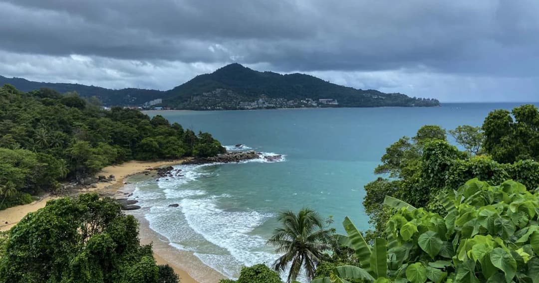 TOP 10 จังหวัดทำรายได้ท่องเที่ยว สูงสุด 10 เดือนแรกปี 65 ‘ภูเก็ต’ ครองแชมป์