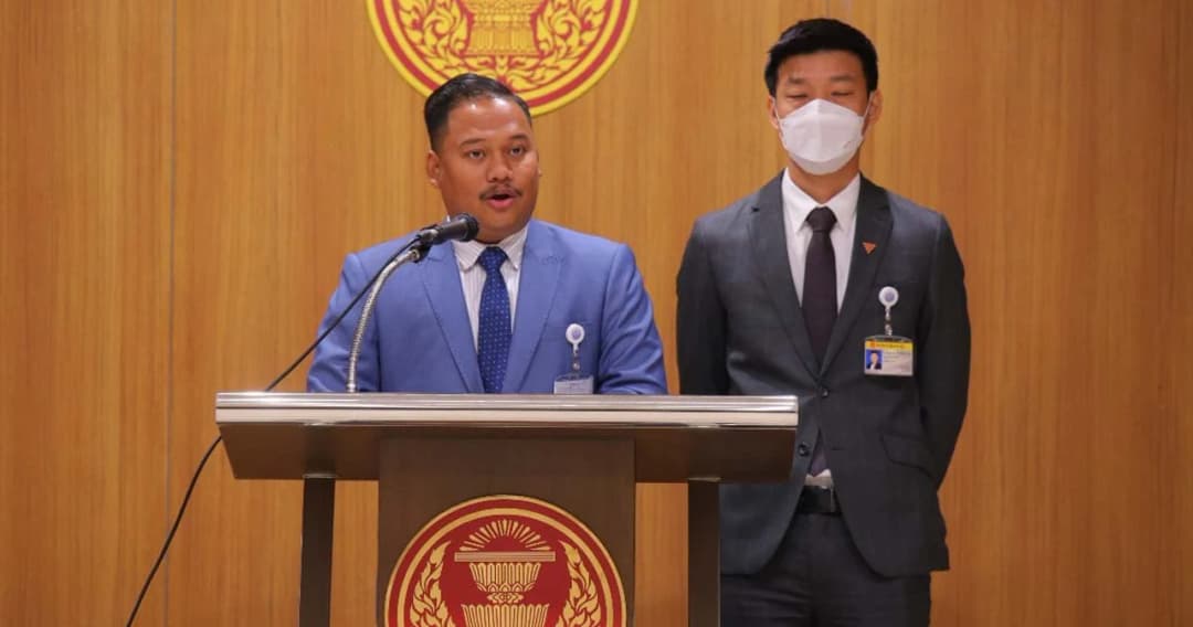 กมธ.พัฒนาการเมืองฯ เตรียมเรียก ‘รมว.ชัยวุฒิ’ แจงปมออกประกาศคุมโซเชียล ให้อำนาจลบเนื้อหาผิดกม. ใน 24 ชม.