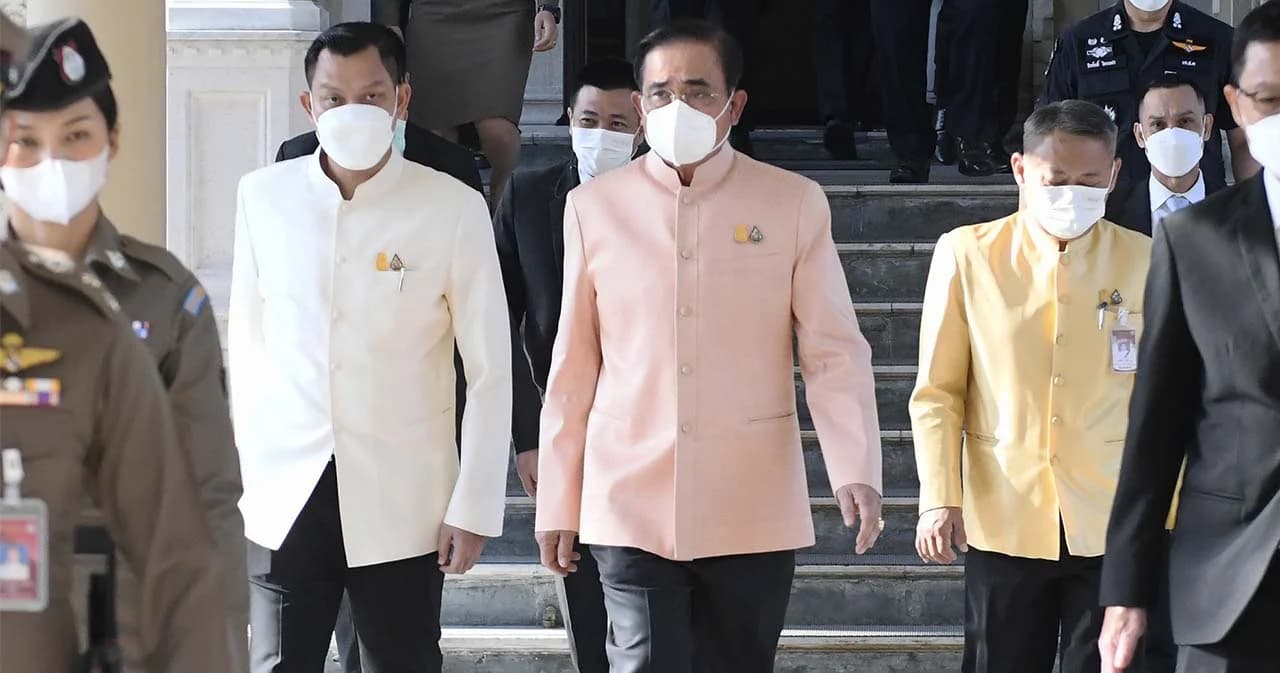 นายกฯ ปัดไม่เคยกินข้าวกับ 40 ส.ส.รวมไทยสร้างชาติ ถามกลับเอาข่าวมาจากไหน