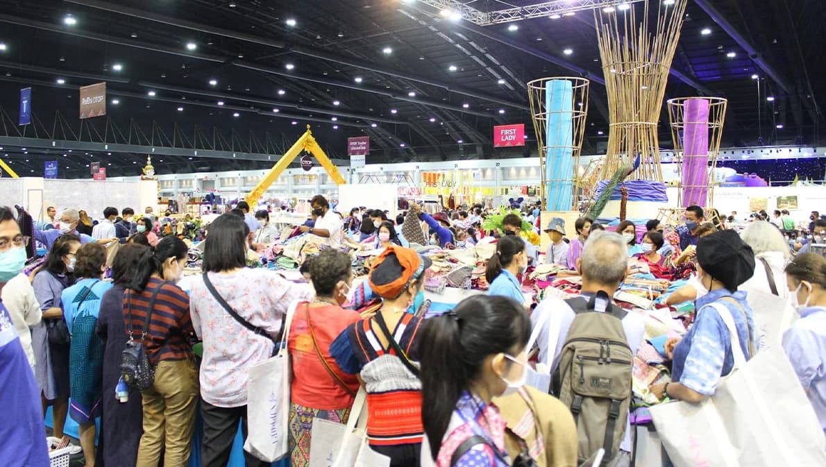 ครึ่งทางงาน OTOP City 2022 กระแสตอบรับดี มียอดจำหน่ายกว่า 243 ล้าน