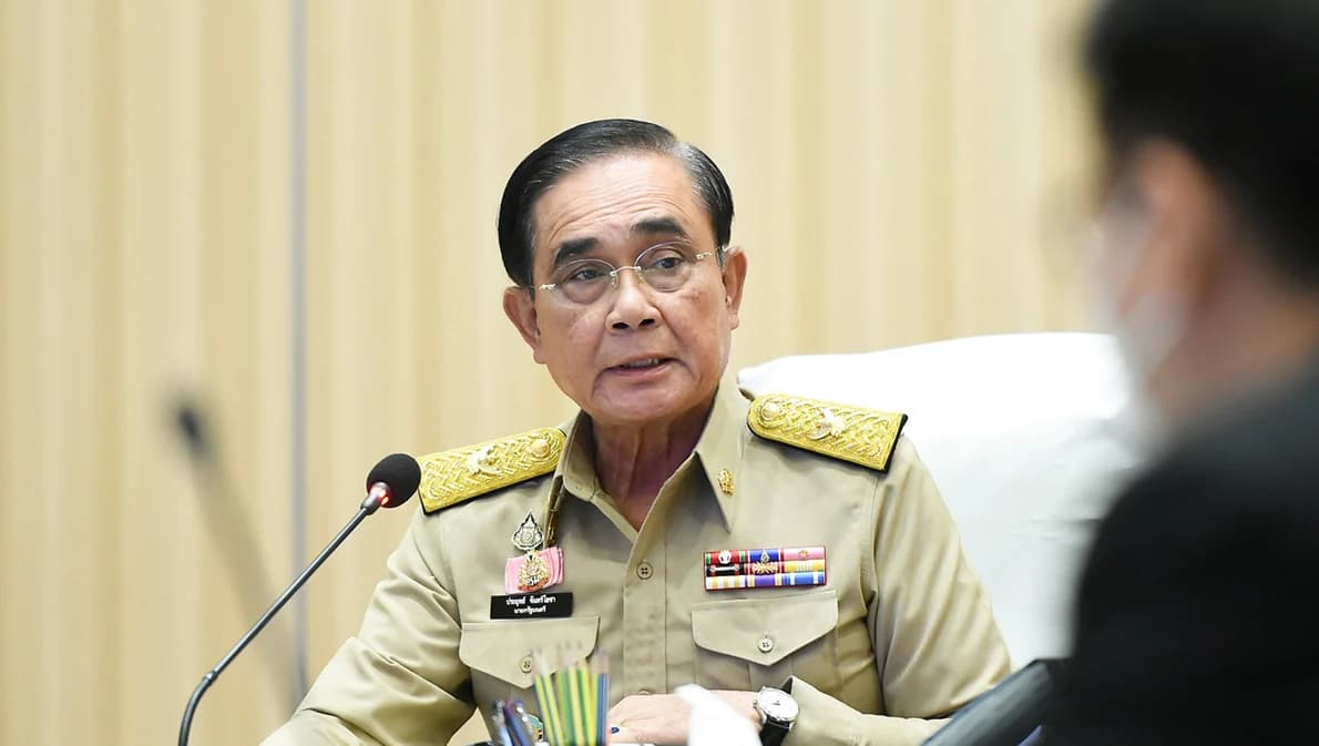 นายกฯ ไม่ปลื้มฉายารัฐบาล จวกสื่อ ‘ประเพณีบ้าๆ บอๆ อย่างนี้ไม่มี’