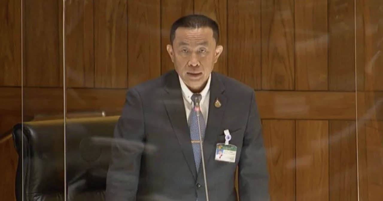 ‘ภูมิใจไทย’ ถามเอง-ตอบเองอีกแล้ว แผนรับปีใหม่ คาดเดินทาง 14.31 ล้านคน