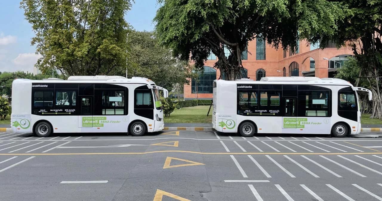 กทม. เปิดตัว ‘รถบัสไฟฟ้าฟรี เที่ยว 4 ตลาดน้ำ’ เริ่มวันแรกเสาร์นี้