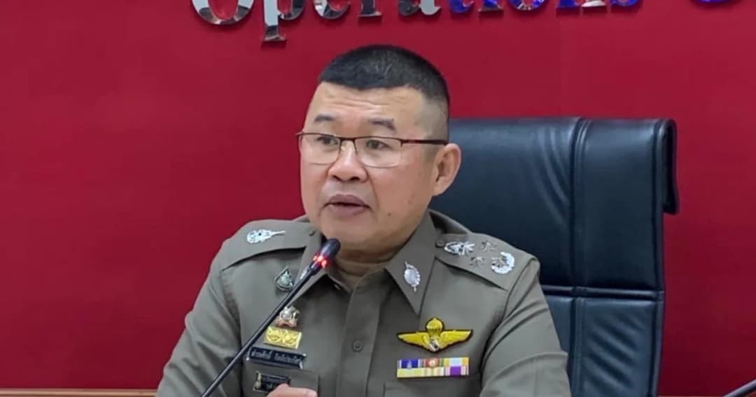 ผบ.ตร.สั่งตรวจสอบบัสนำเที่ยว ‘ตู้ห่าว’ หลัง ‘ชูวิทย์’ แฉเป็นของหลานนายกฯ