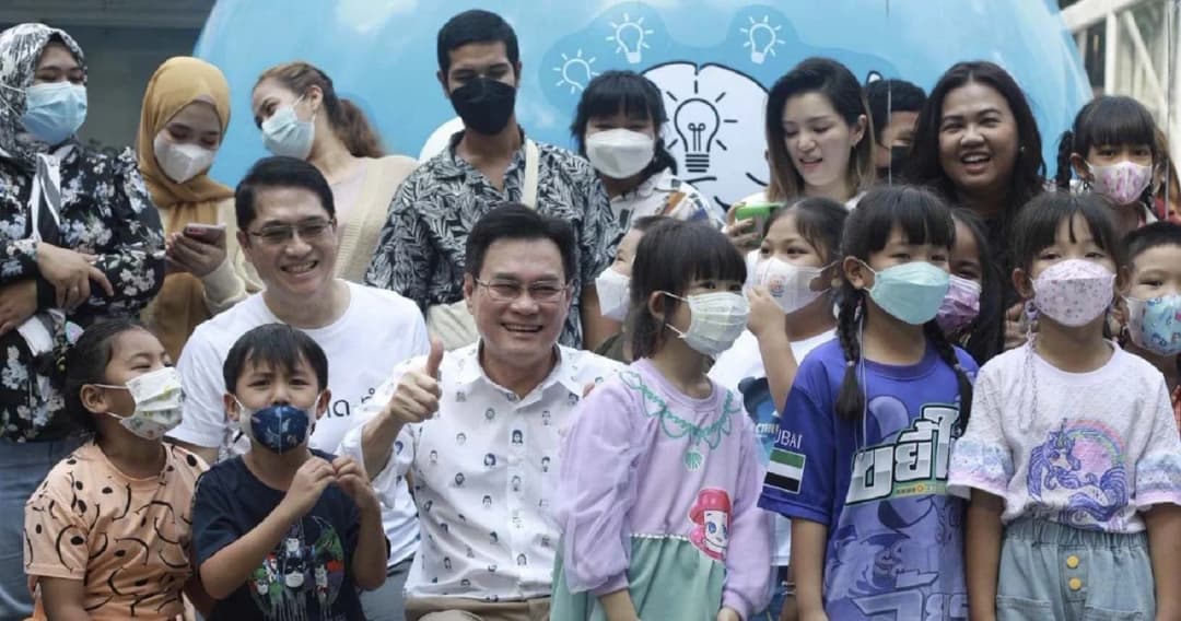 ประชาธิปัตย์ เปิดเวทีรับวันเด็ก ‘จุรินทร์’ มอบนโยบาย ‘5ฟรี’ ส่งเสริมเยาวชนไทย