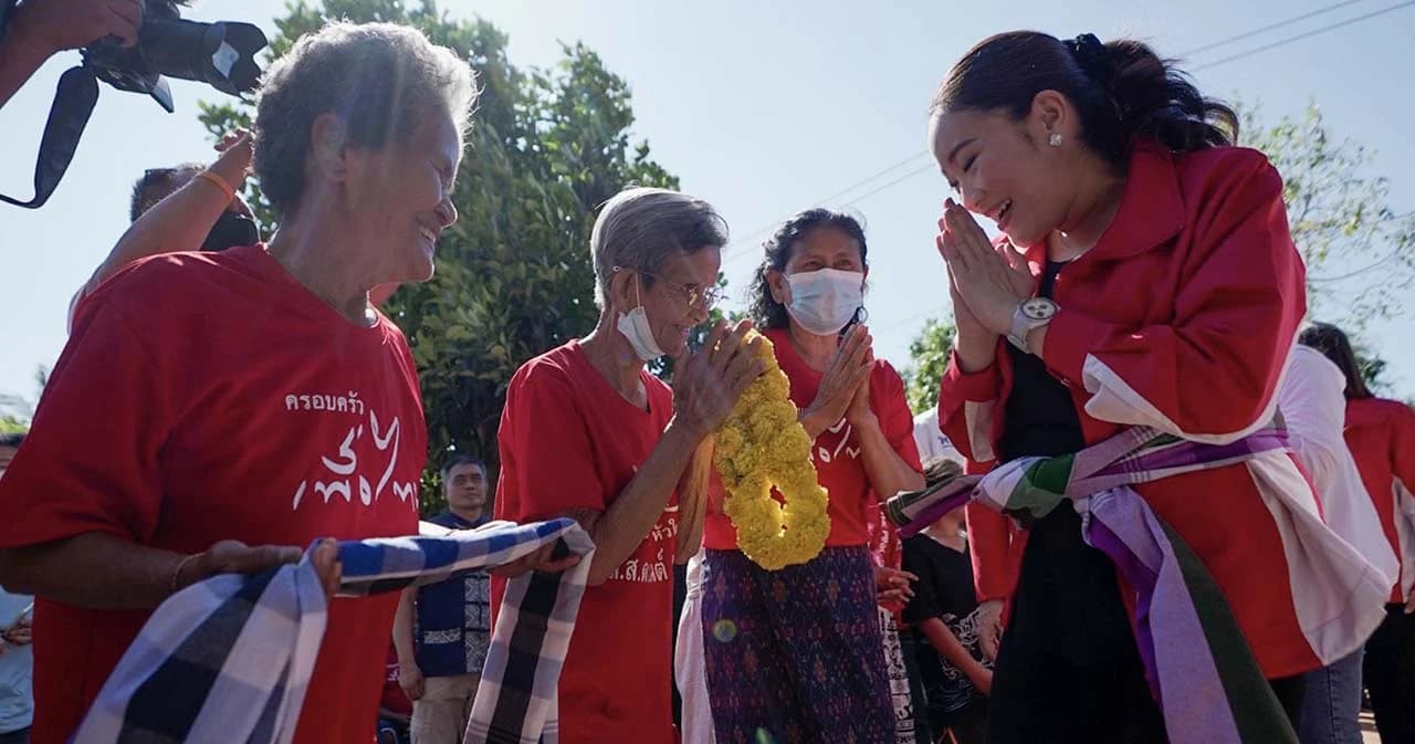 ‘แพทองธาร’ ชัดพร้อมเป็นแคนดิเดตนายกฯ ‘เพื่อไทย’ ขอดันแลนด์สไลด์ให้นโยบายสำเร็จ