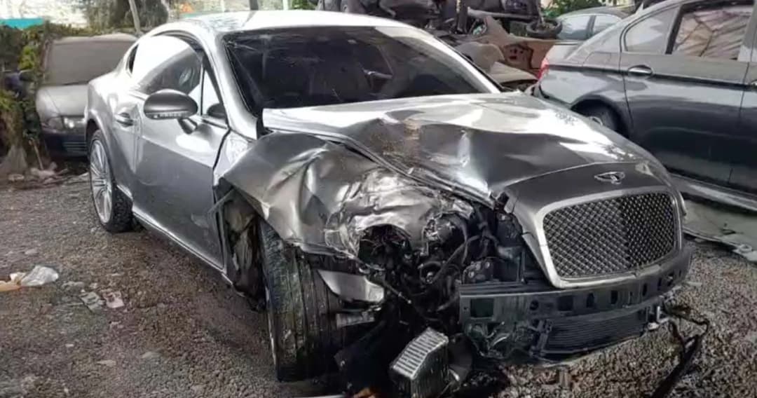 แจ้งเพิ่ม 3 ข้อหาคนขับเบนท์ลีย์ หลังพบสารเสพติด