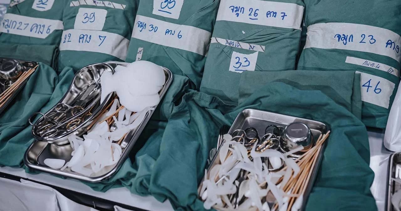 จับกุมคลินิกเสริมความงามใช้ซิลิโคนเถื่อนศัลยกรรมให้ลูกค้า