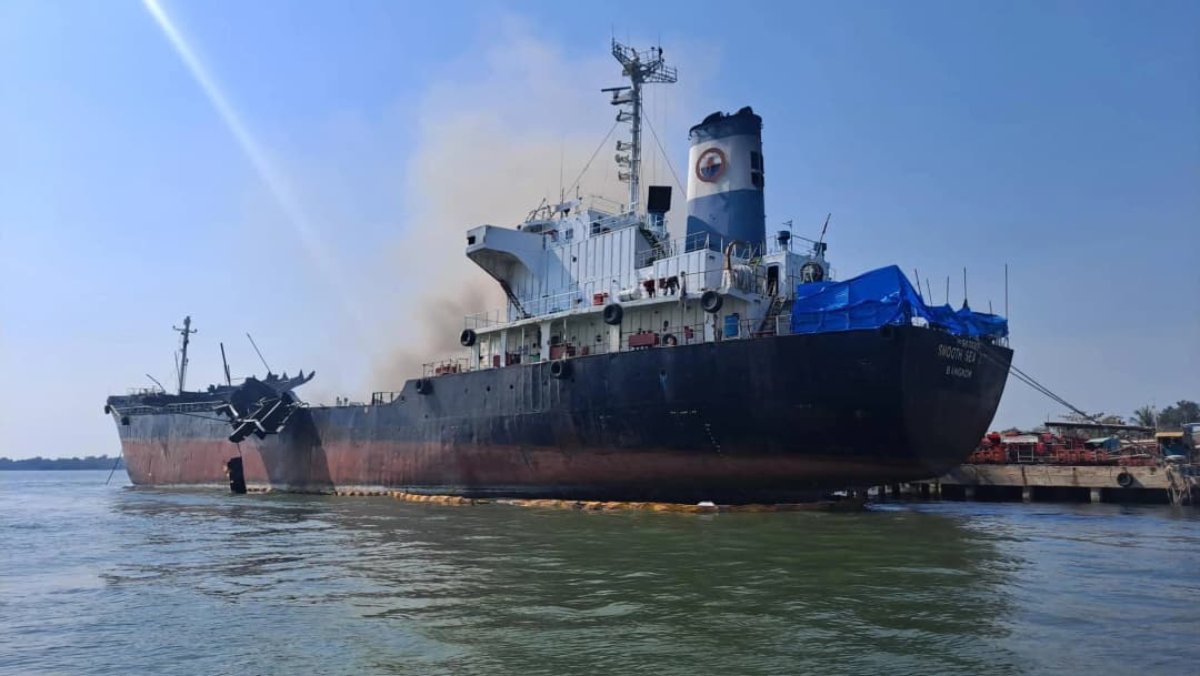 ขีดเส้น 10 วันหาสาเหตุ ‘เรือน้ำมันระเบิด’ พร้อมสั่งปิดอู่ซ่อมเรือชั่วคราว