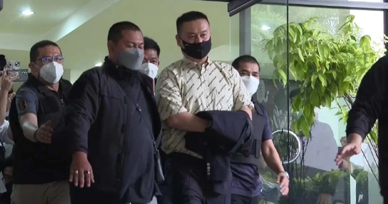 อัยการสูงสุด สั่งฟ้อง ‘ตู้ห่าว’ กับพวกรวม 41 คน ข้อหาหนัก ค้ายาเสพติด-สมคบฟอกเงิน-อั้งยี่