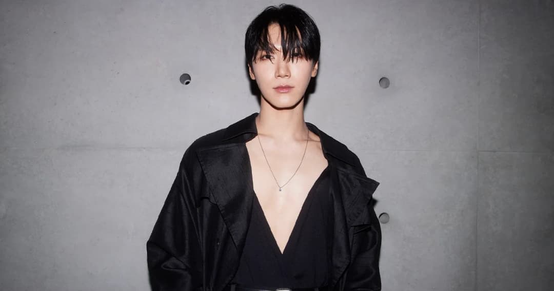 ‘TEN’ ศิลปินชายไทยคนแรกที่ได้ร่วมชมโชว์ ‘Saint Laurent Men’s 2023 ’