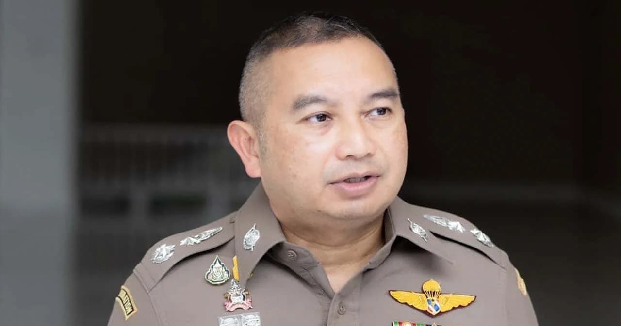 ตร.ขอเวลาตรวจสอบเหตุหมายจับ ‘แดรัล’ คดี Forex-3D ลงระบบ ตม. ล่าช้า