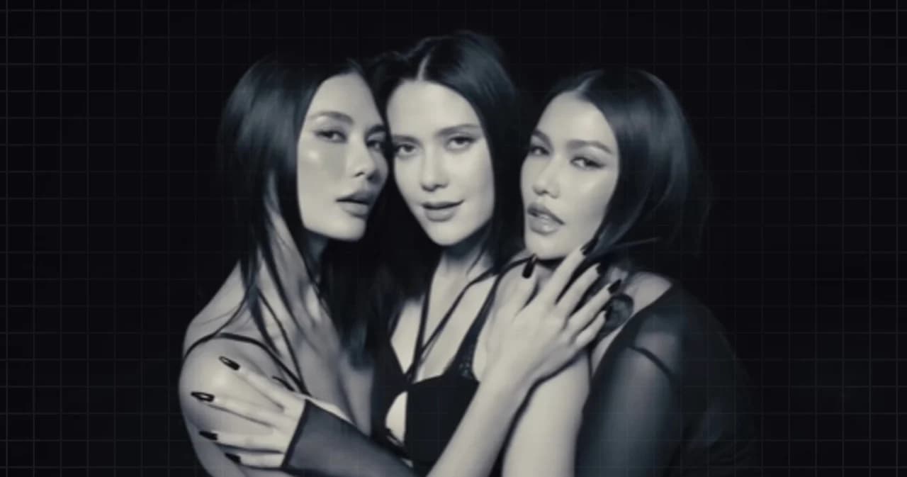 ‘แนท น้ำตาล มารีญา’ เตรียมเดบิวต์เป็นศิลปินสังกัดค่าย WHITE FOX