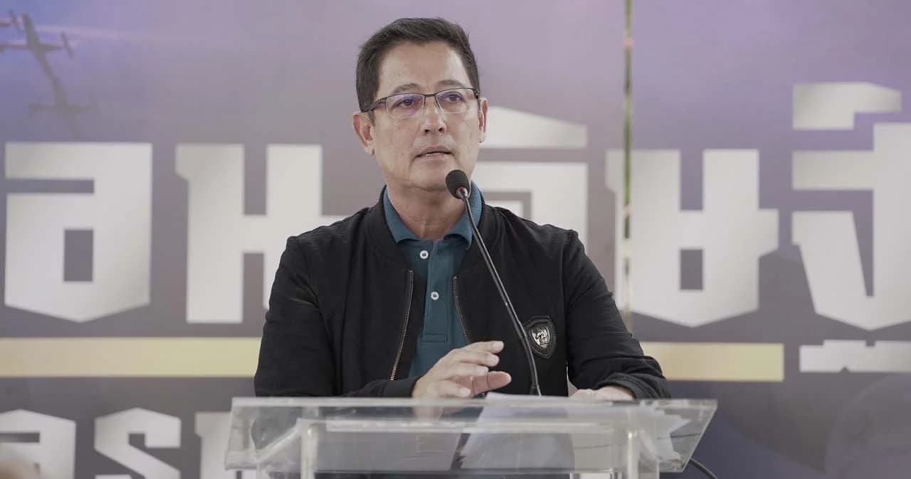 ‘อนุดิษฐ์’ ลาออกจาก ‘เพื่อไทย’ ขณะที่ ‘ธนกร’ สมัครเข้า ‘รวมไทยสร้างชาติ’