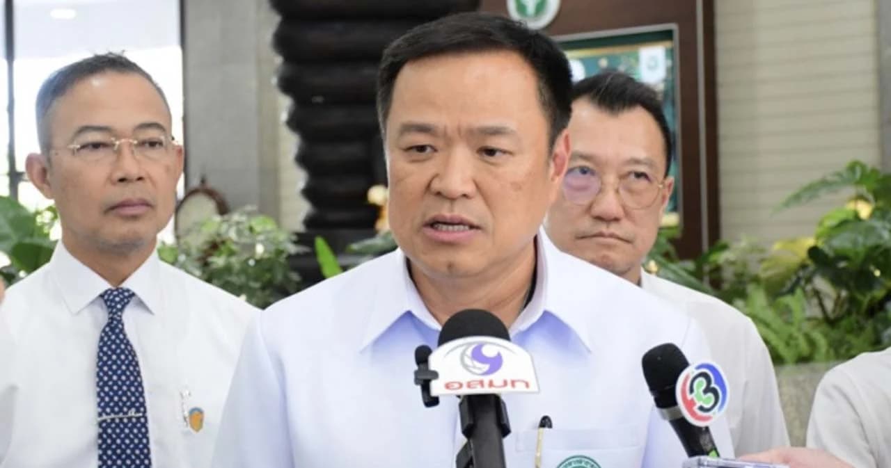 ‘อนุทิน’ ระบุโยกย้าย ‘นพ.สุภัทร’ ไม่เกี่ยวข้องกับฝ่ายการเมือง เป็นอำนาจข้าราชการประจำ