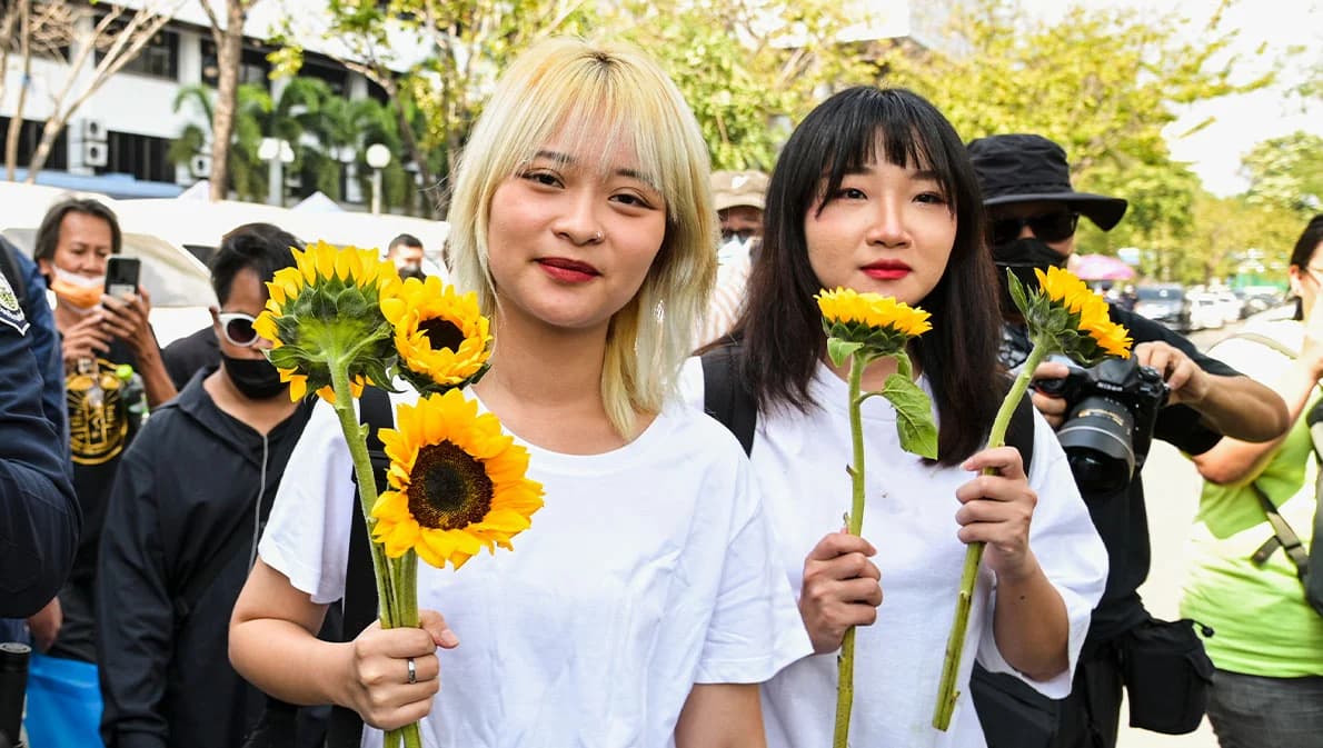 ย้อนดู 3 ข้อเรียกร้อง ‘ตะวัน-แบม’ ก่อนอดข้าว-อดน้ำ ประท้วง