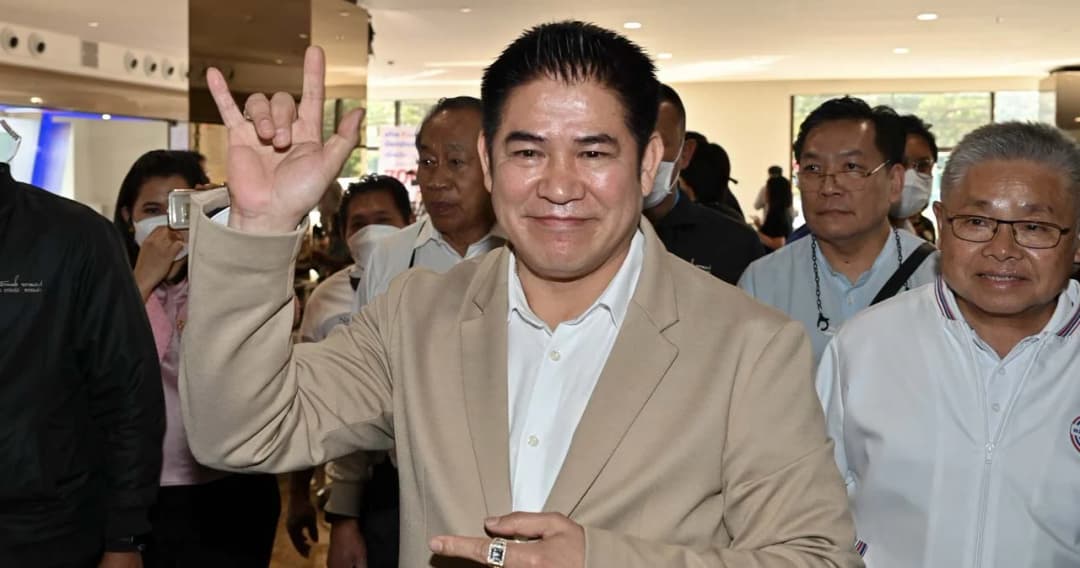 ย้อนเส้นทางการเมือง ‘ธรรมนัส พรหมเผ่า’ ช่วงปี 65-66 ก่อนกลับ ‘พลังประชารัฐ’