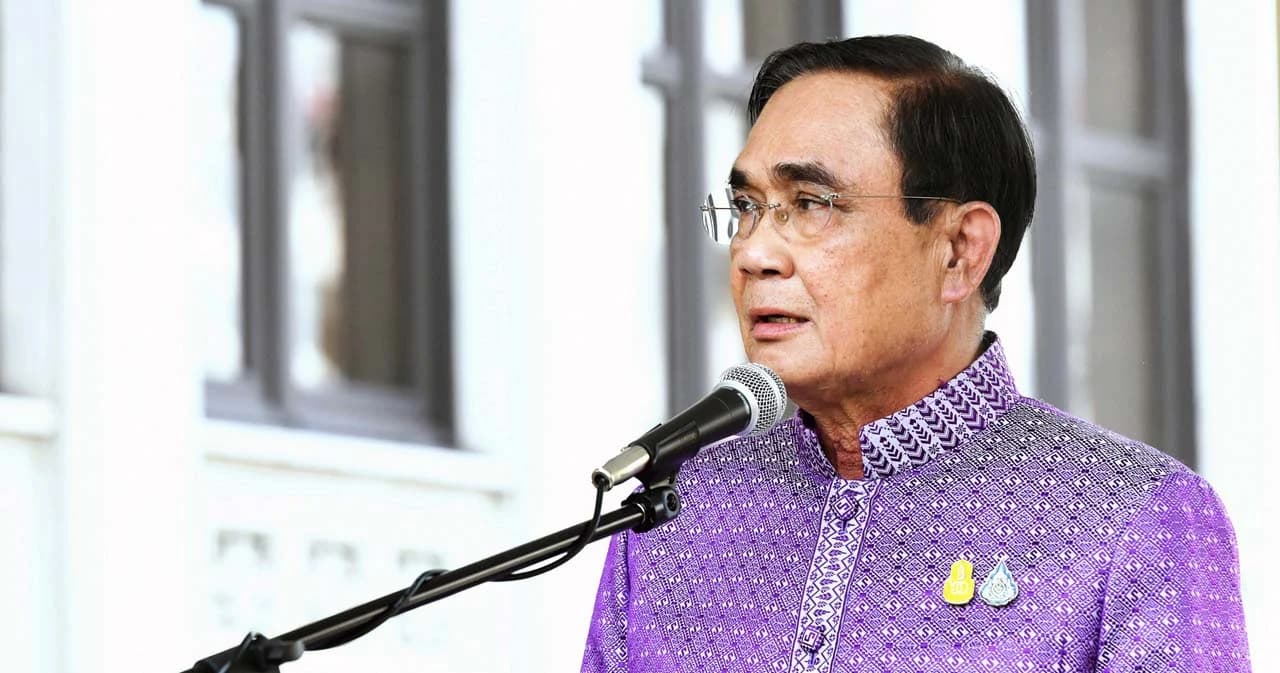 พล.อ.ประยุทธ์ สั่งสอบ ตำรวจยศนายพล โยงเว็บพนันออนไลน์ ลั่นไม่เคยทุจริตแม้แต่บาทเดียว