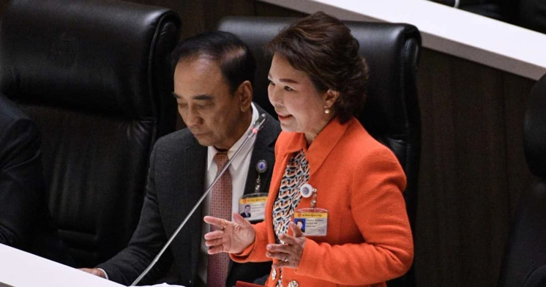 ‘อมรัตน์’ สับโครงสร้าง กอ.รมน.ผลาญงบฯ ลากประเทศไปติดกับดัก 8 ปี 8 เปื้อน