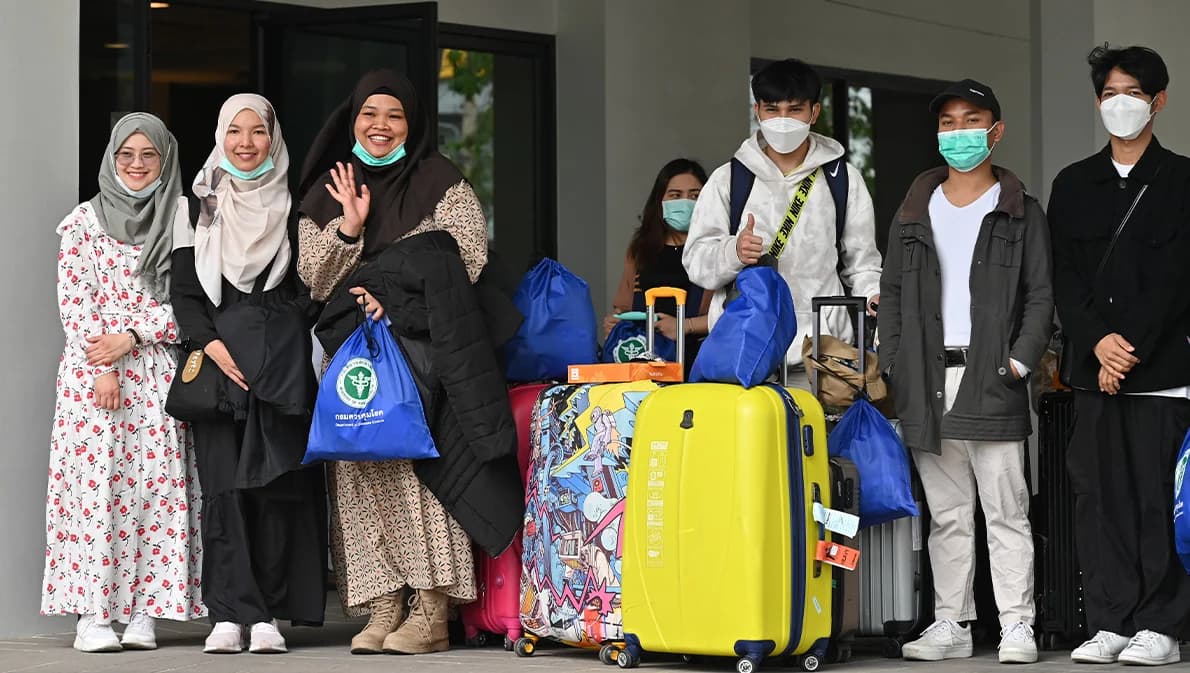 สธ.ส่ง 36 คนไทยจากตุรกีกลับภูมิลำเนา พบผู้บาดเจ็บ 1 ราย ส่งตัวรักษา รพ.ภูมิพล