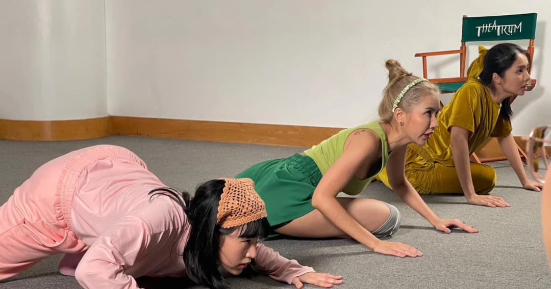 ‘อย่าคิด อย่าแสดง’ ละครเวทีเสียดสี สะท้อนสังคม เริ่มแสดงแล้ววันนี้ 