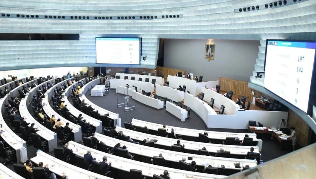 ตามคาด ‘วุฒิสภา’ คว่ำญัตติทำประชามติยกร่าง รธน.ฉบับใหม่