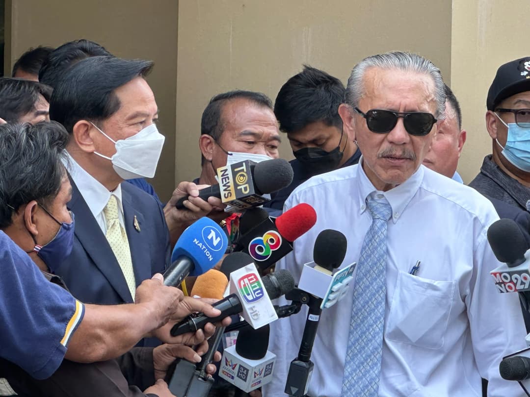 ‘ชูวิทย์’ บุกทำเนียบแฉข้อมูลทุจริตของราชการ เปิดโปงเว็บตี๋น้อยร้อยล้าน เว็บพนันไซส์ XL 30,000 ล้าน