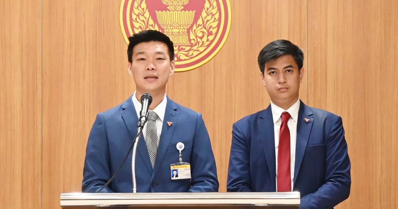 ก้าวไกล ผิดหวัง ส.ว. ตีตกญัตติทำประชามติแก้รัฐธรรมนูญ